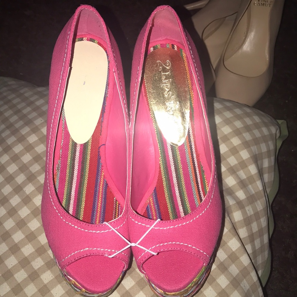 New 2 Lips Wedges in pink